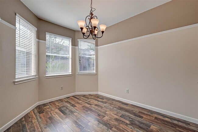 Building Photo - 5515 Strack Rd