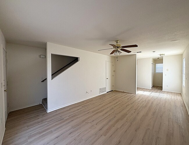 Building Photo - 2004 Monte Carlo Ln