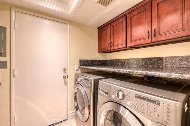 Foto del edificio - 21 Sarena Dr