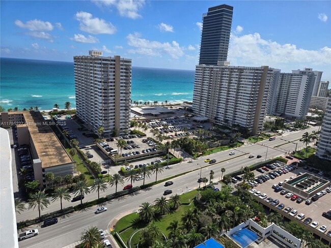 Foto del edificio - 1945 S Ocean Dr