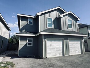 Building Photo - 7356 Misty Ridge Dr