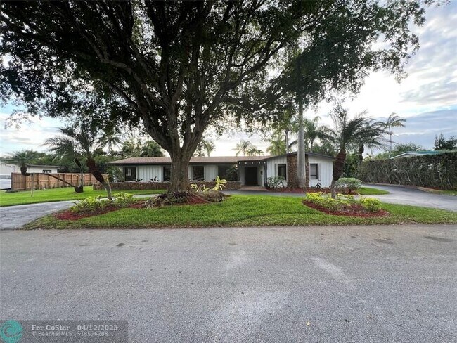 Foto del edificio - 13220 SW 69th Ct