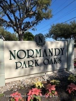 Building Photo - 1427 Normandy Park Dr