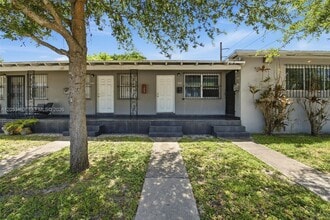 Building Photo - 7410 NW Miami Pl