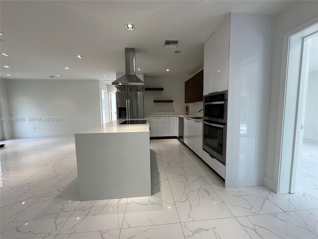 Foto del edificio - 10012 SW 162nd St