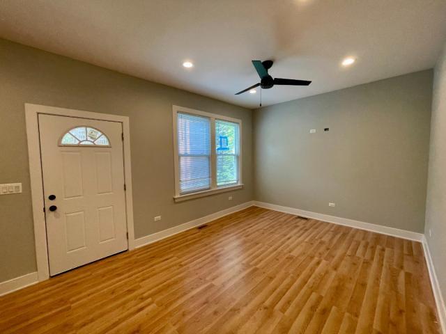 Foto del edificio - 3 bedroom in Chicago IL 60657