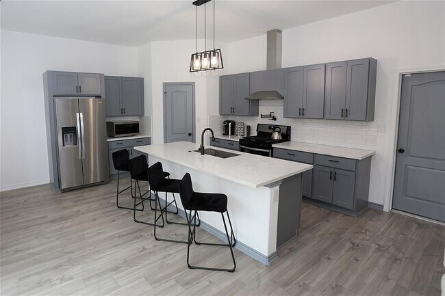 Foto del edificio - 10213 Ashville Dr
