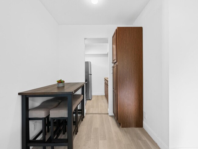 Foto del edificio - 321 SW 14th St