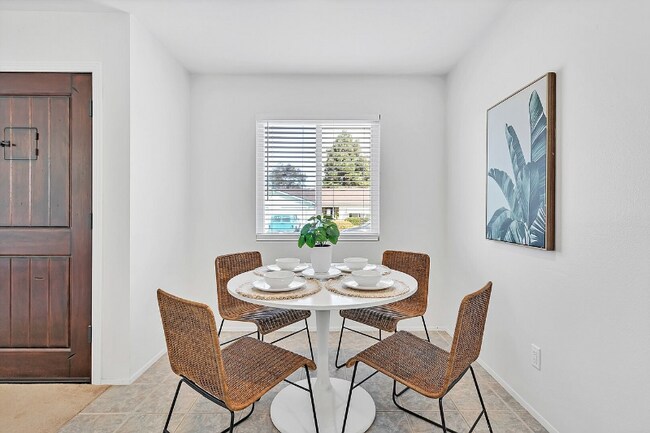 Building Photo - 339 San Dimas Ave