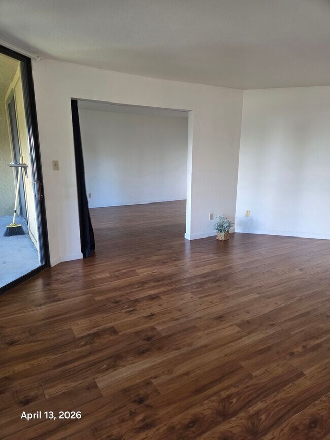 Foto del edificio - Spacious Downtown Sacramento Condo