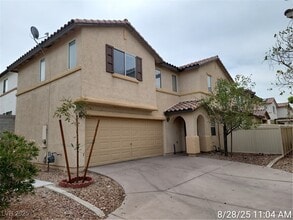 Building Photo - 10600 Corte Sierra St