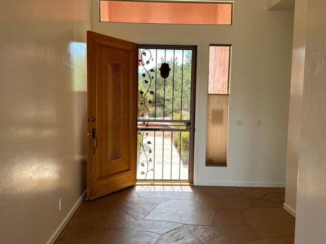 Foto del edificio - HOUSE - SEDONA - 4 BEDROOM HOME