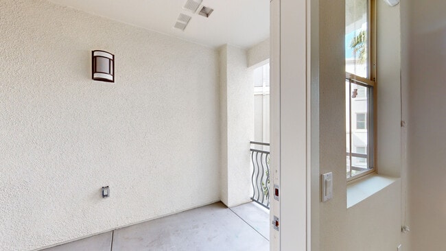 Interior Photo - Los Alisos at Mission Viejo