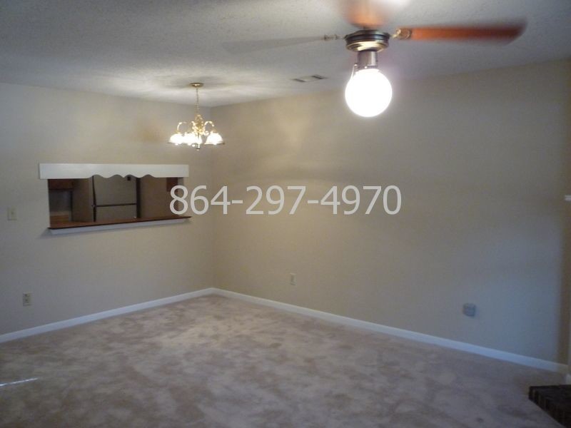Building Photo - 230 Cavalier Dr