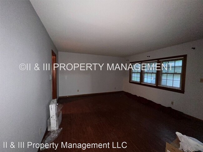 Building Photo - 3 br, 1 bath House - 4505 E 114th Terrace