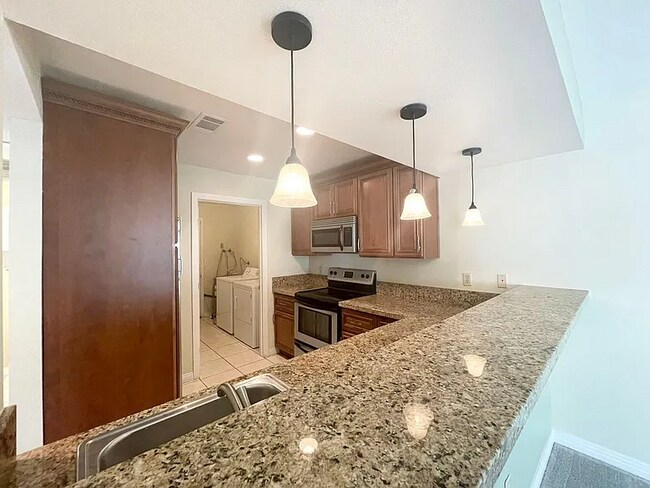 Building Photo - 6750 Del Rey Ave