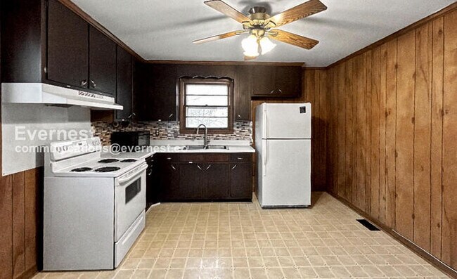 Foto del edificio - 4718 Richards Ct