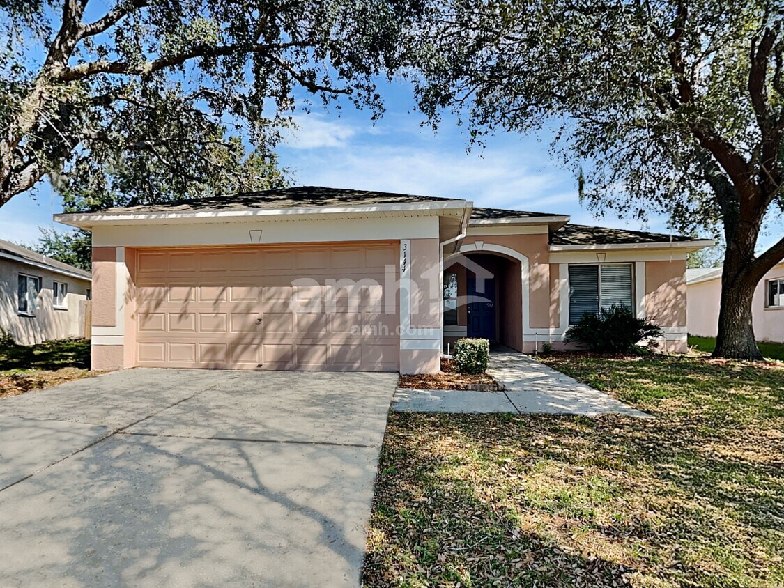 Primary Photo - 3144 Summer House Dr