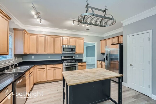 Building Photo - 1430 Juniper Springs TR SW