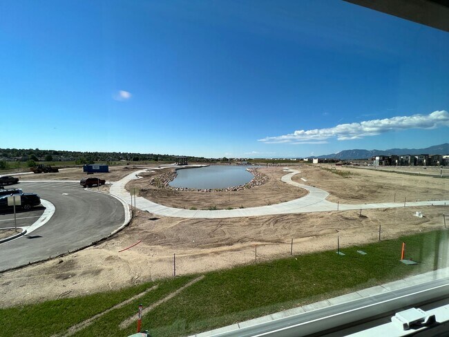 Foto del edificio - Modern 3 Bed 3 Bath Townhome off of N Carefree and Tutt!!! **Built in 2023**