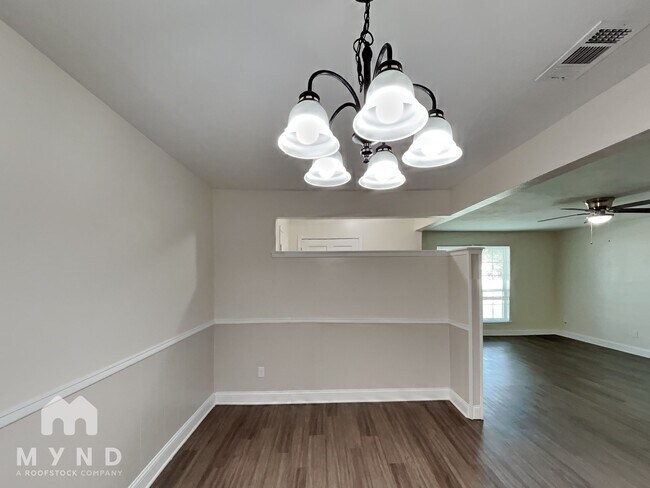 Building Photo - 11362 Quail Run St