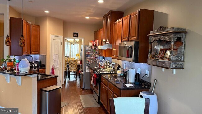Foto del edificio - 1228 Madison Ln