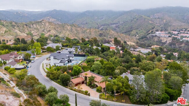 Foto del edificio - 17589 Camino De Yatasto