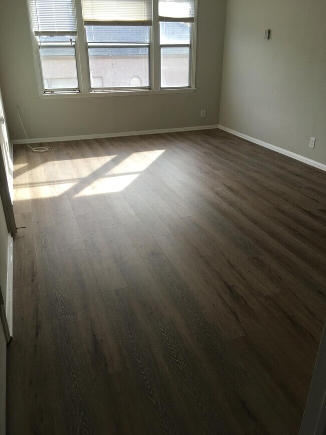 Foto del edificio - 522 N Normandie Ave