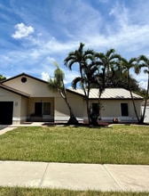 Building Photo - 11561 SW 51st Ct