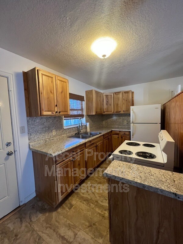 Foto del edificio - 429 S Aster St