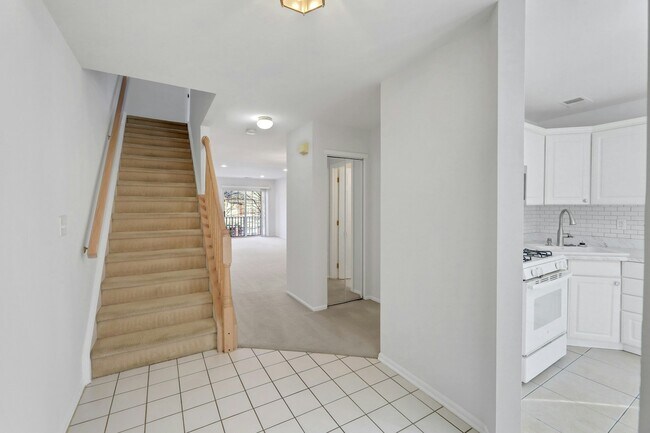 Foto del edificio - 2198 Kent Ct