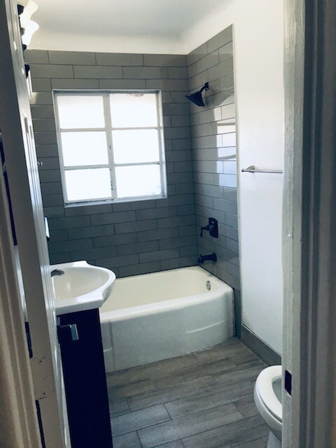 Foto principal - 1401 W Clarendon Ave