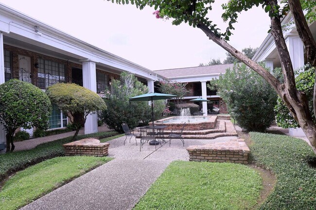 Foto del edificio - 5343 Richmond Ave