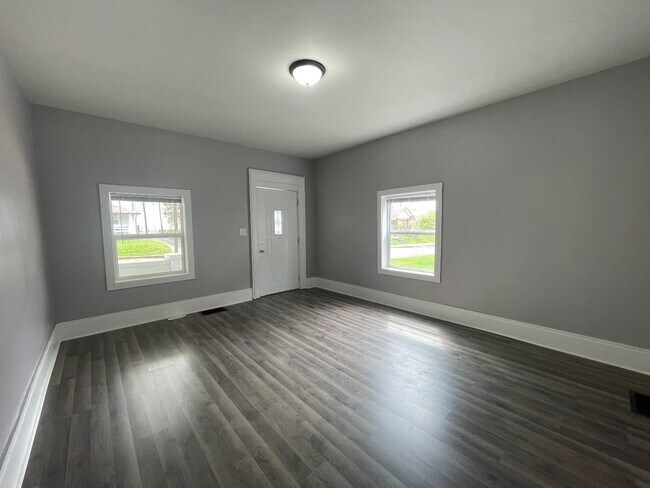 Building Photo - 3102 Winthrop Ave