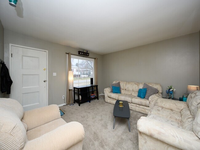 Foto del edificio - 3916 E 40th St