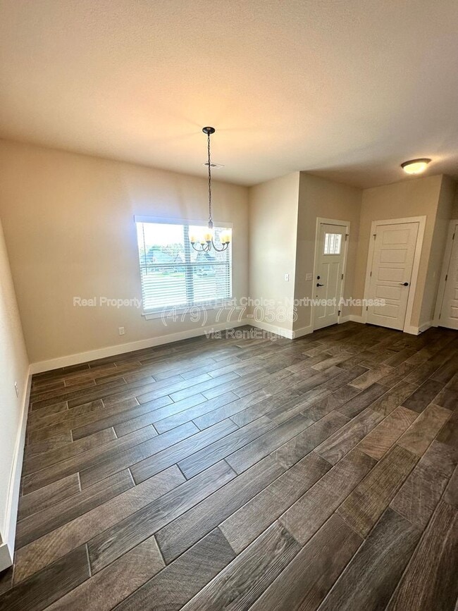 Foto del edificio - 3600 SW Brittany Rd