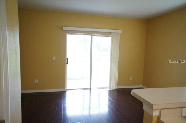 Foto del edificio - 427 Wilton Cir