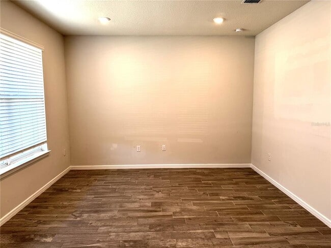 Building Photo - 4520 Gliding Wave St
