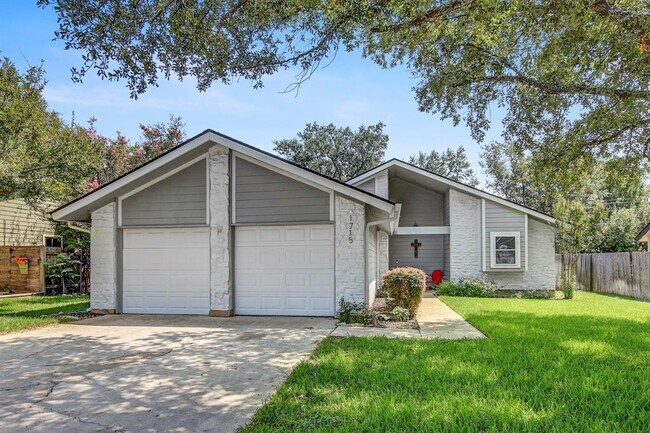 Foto del edificio - 1715 Foxfire Dr