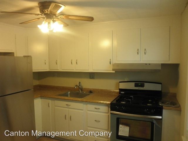 Building Photo - 3 br, 1 bath House - 5613 Patrick Henry Dr.
