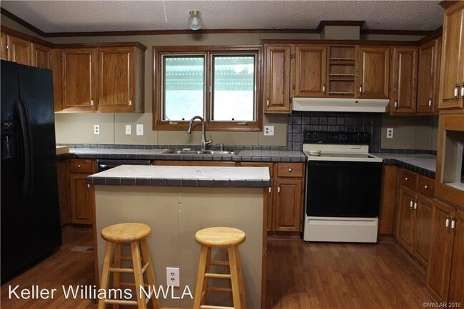 Foto del edificio - 4 br, 2 bath House - 10463 lake ferry road