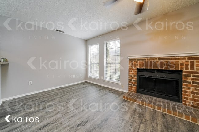 Building Photo - 2116 Woodnote Ln