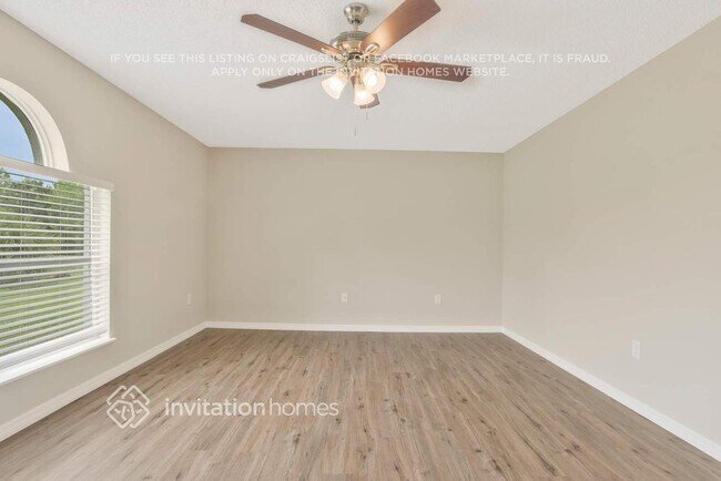 Foto del edificio - 10 Tamiami Way