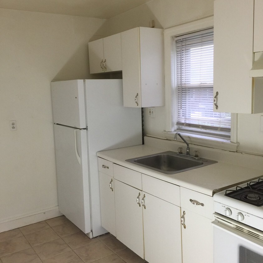 Foto del edificio - 2813 Clearview Ave