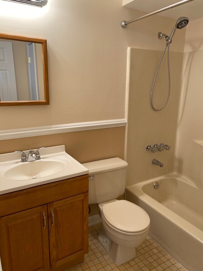 Foto del edificio - 77 Notre Dame Ave