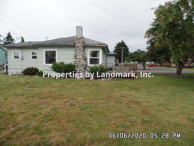 Building Photo - 40 Streit Rd