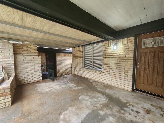 Foto del edificio - 1165 Lake St