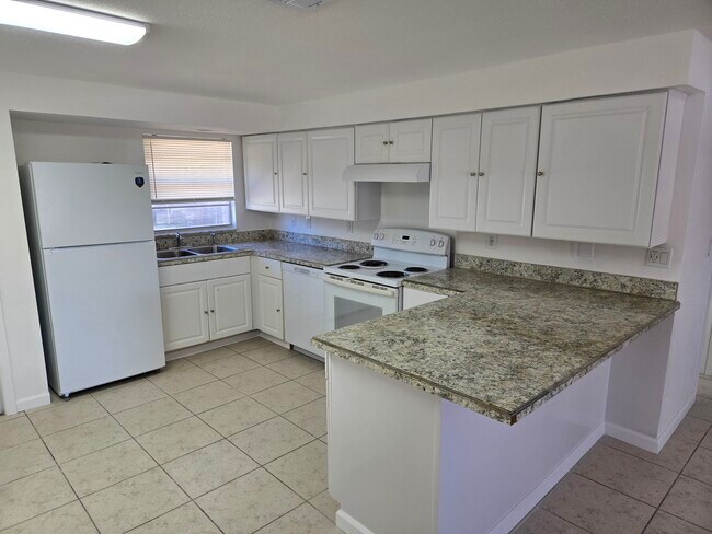 Foto del edificio - 2749 17th St