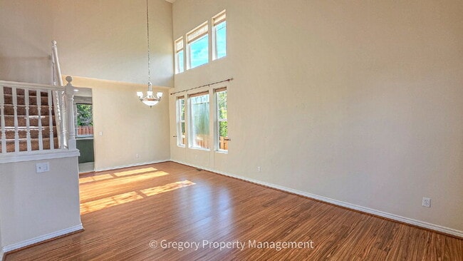 Building Photo - 6920 137th Pl SE