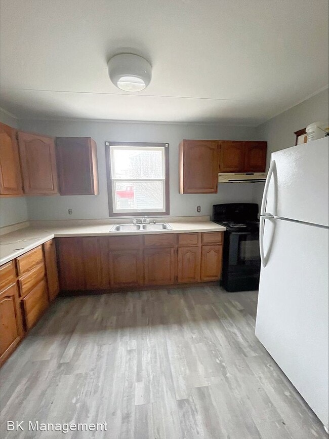 Building Photo - 2 br, 1 bath House - 2826 Greenbush Street